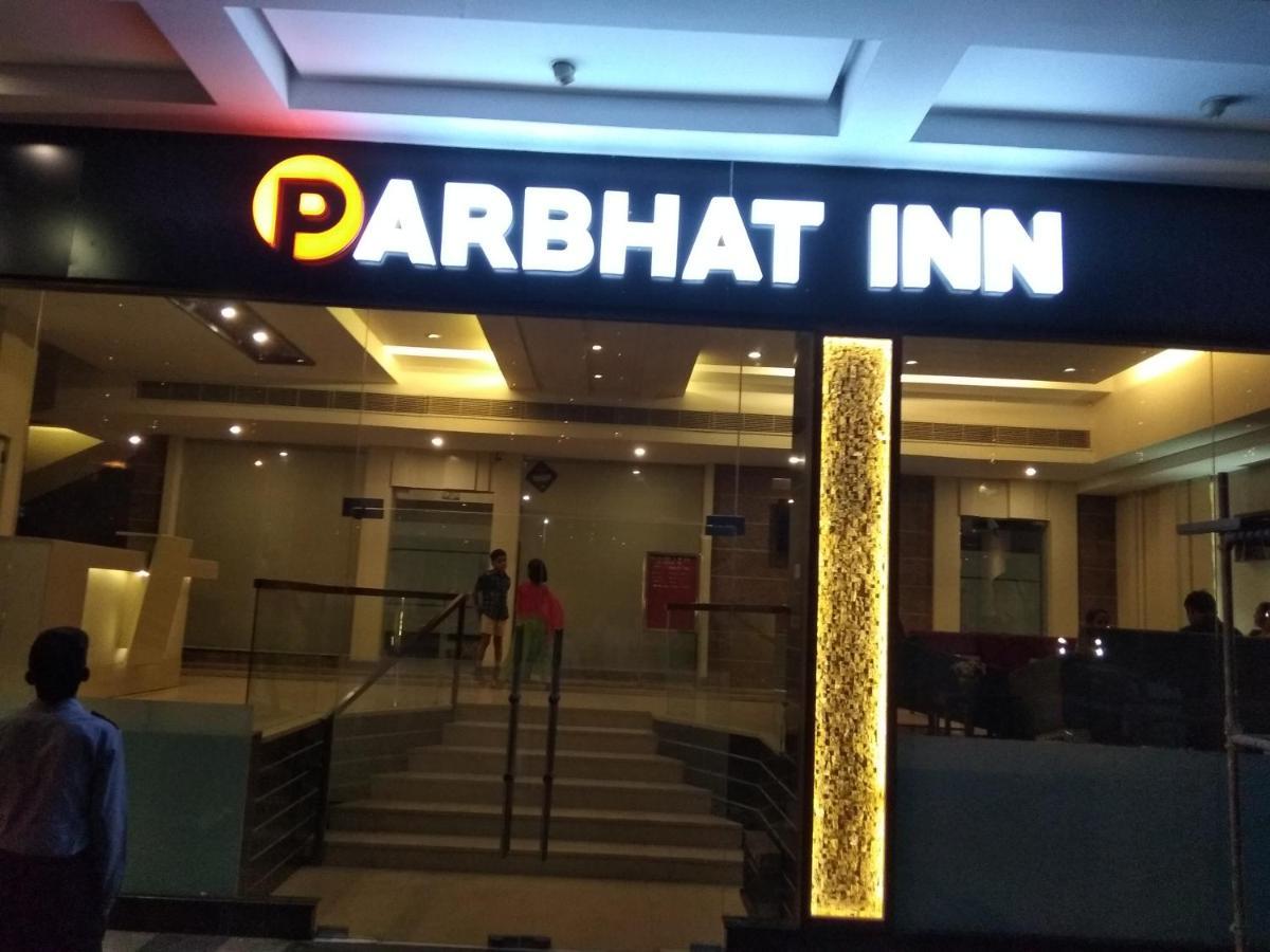 Hotel Parbhat Inn Panchkula Bagian luar foto